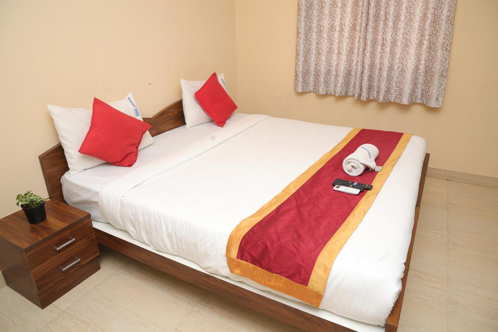 Hotel Pallavi Grand Μπανγκαλόρ Εξωτερικό φωτογραφία
